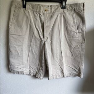 Men’s 38 Waist Tan Woolrich Khaki Casual/Business Shorts